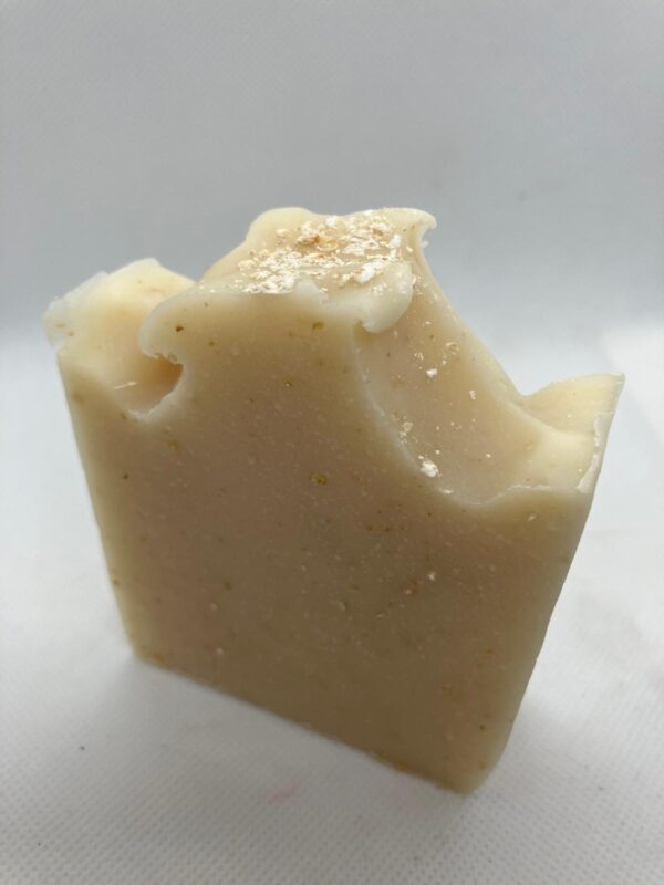 Natural-Soap-with-Colloidal-Oats